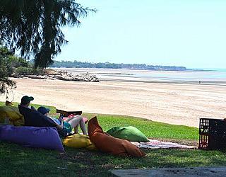 English language Darwin